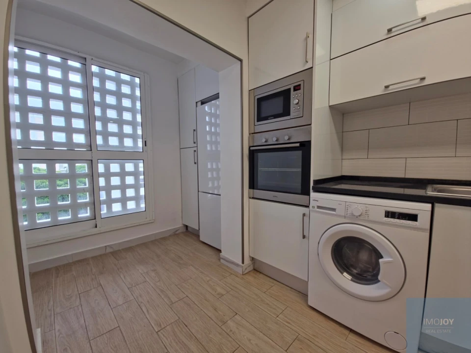 Apartamento T3 para Arrendamento em Carnaxide e Queijas Foto 5