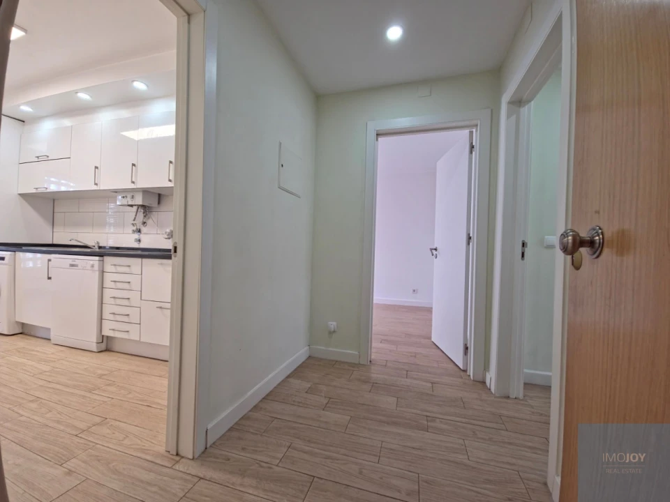 Apartamento T3 para Arrendamento em Carnaxide e Queijas Foto 8