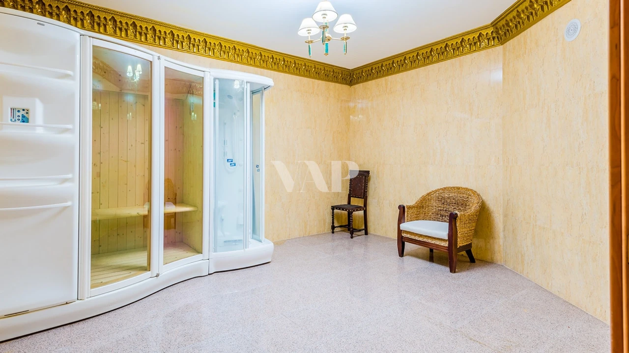 Moradia T5 para Venda em Quarteira Foto 25