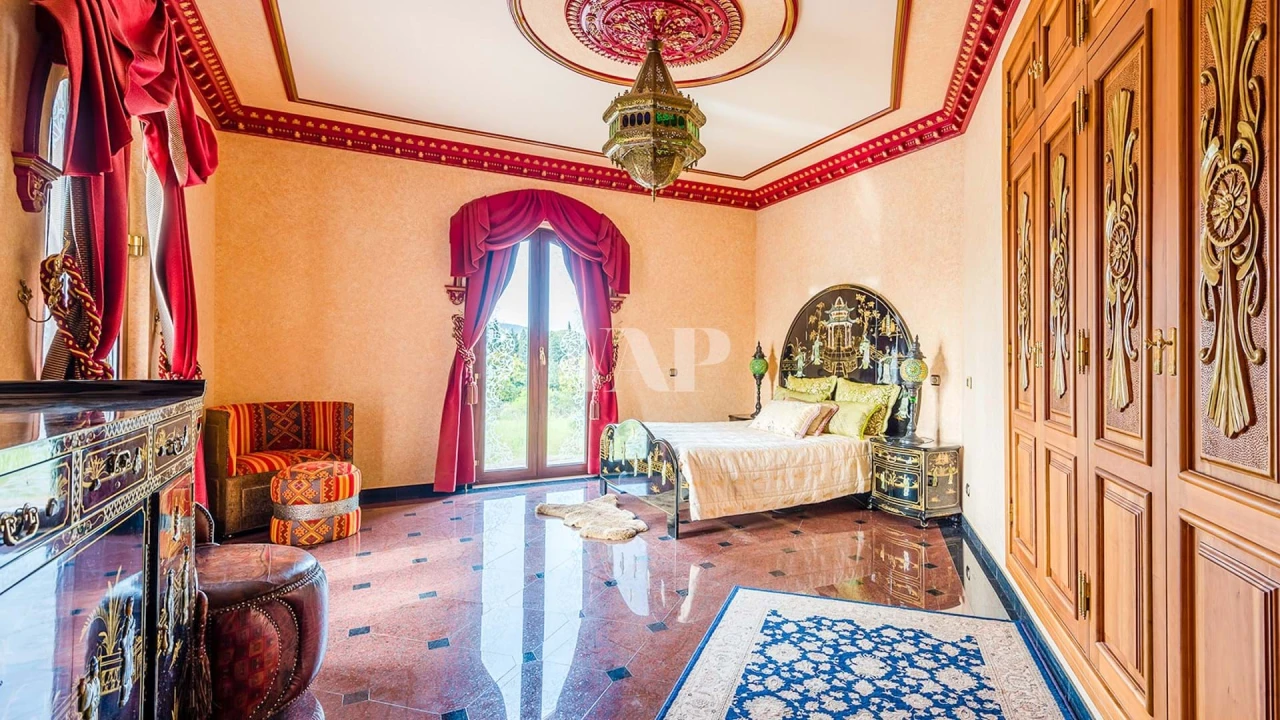 Moradia T5 para Venda em Quarteira Foto 22