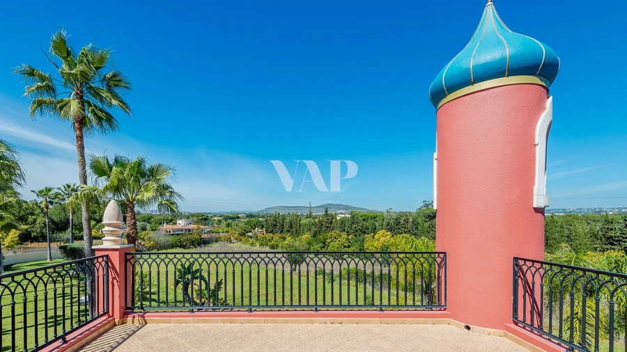 Moradia T5 para Venda em Quarteira Foto 19