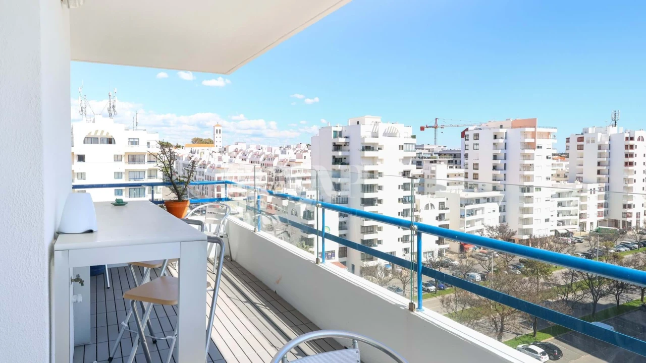 Apartamento T3 para Arrendamento em Quarteira Foto 18