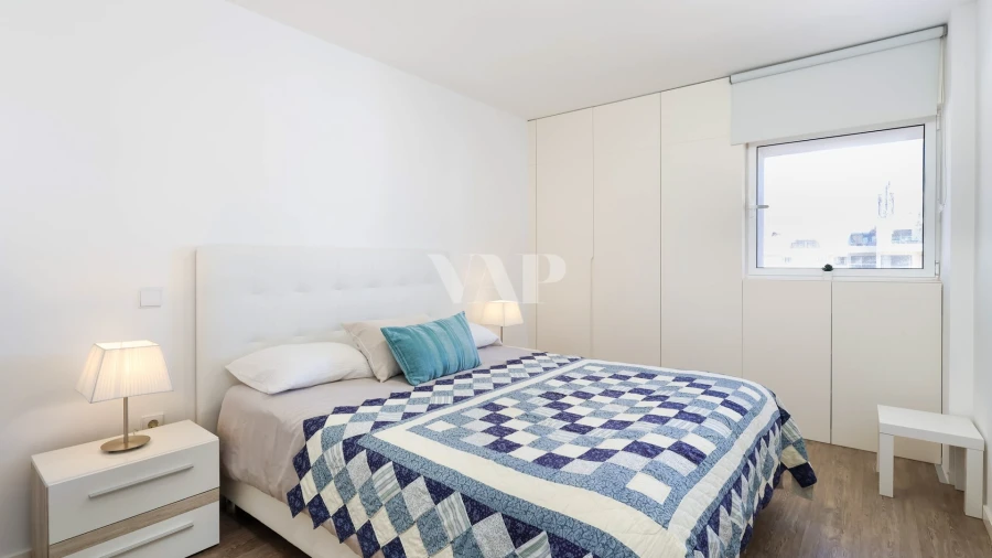 Apartamento T3 para Arrendamento em Quarteira Foto 4