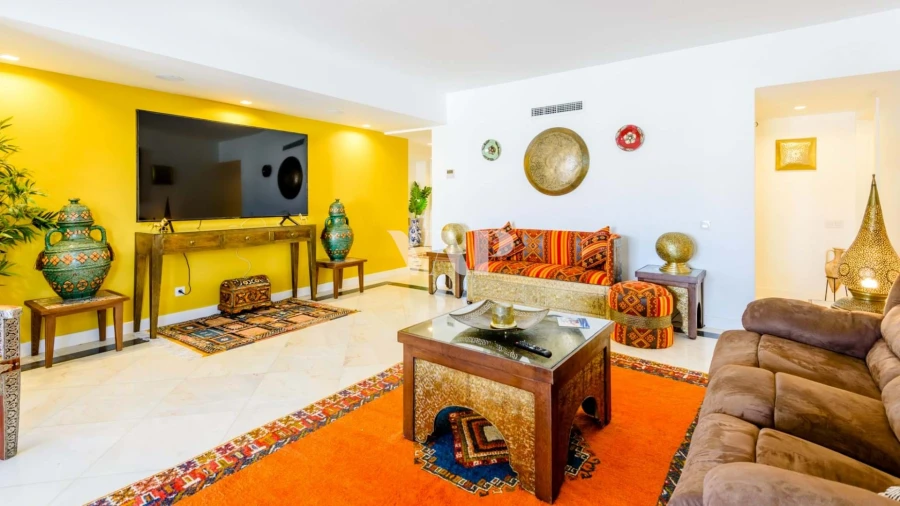 Apartamento T4 para Venda em Quarteira Foto 7