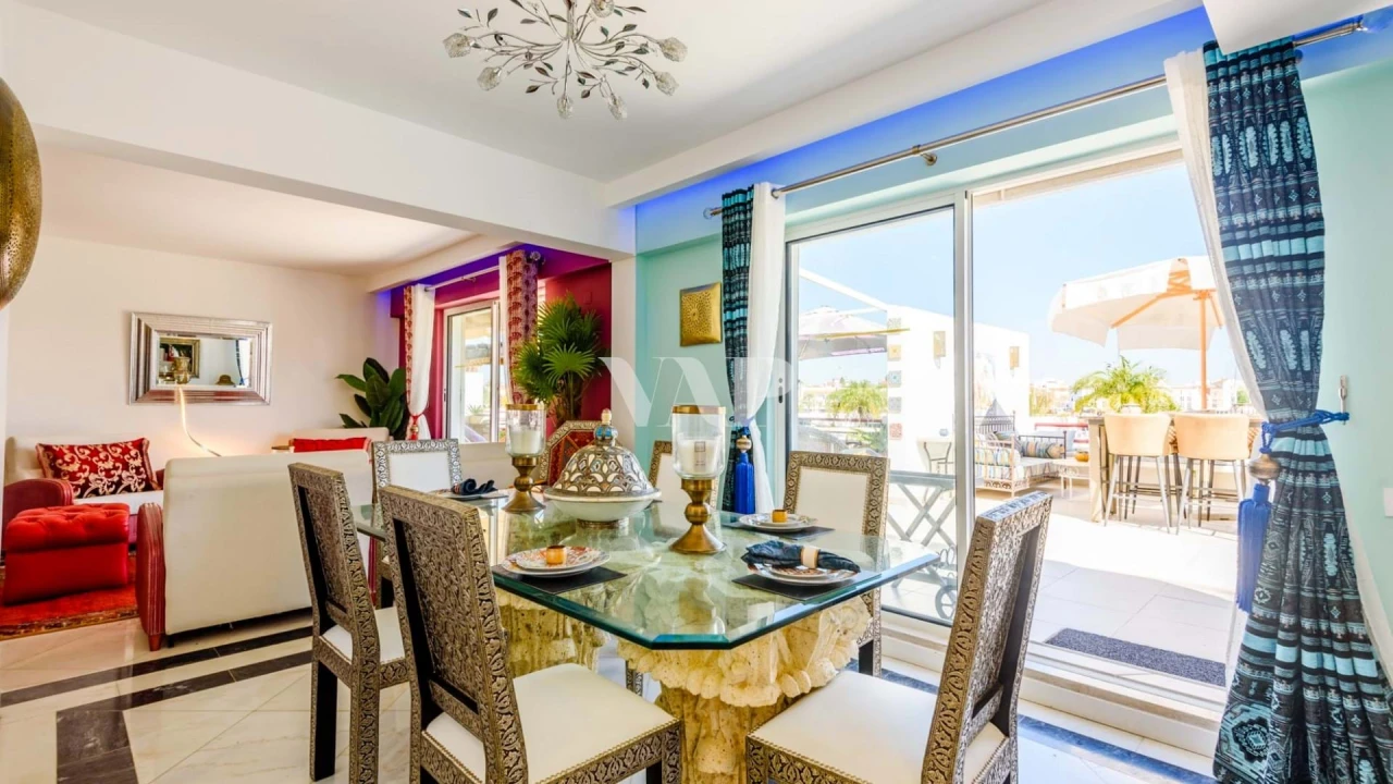 Apartamento T4 para Venda em Quarteira Foto 13