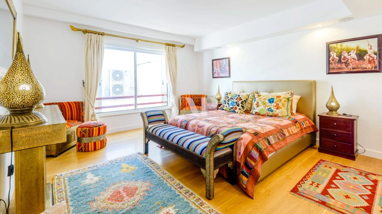 Apartamento T4 para Venda em Quarteira Foto 36