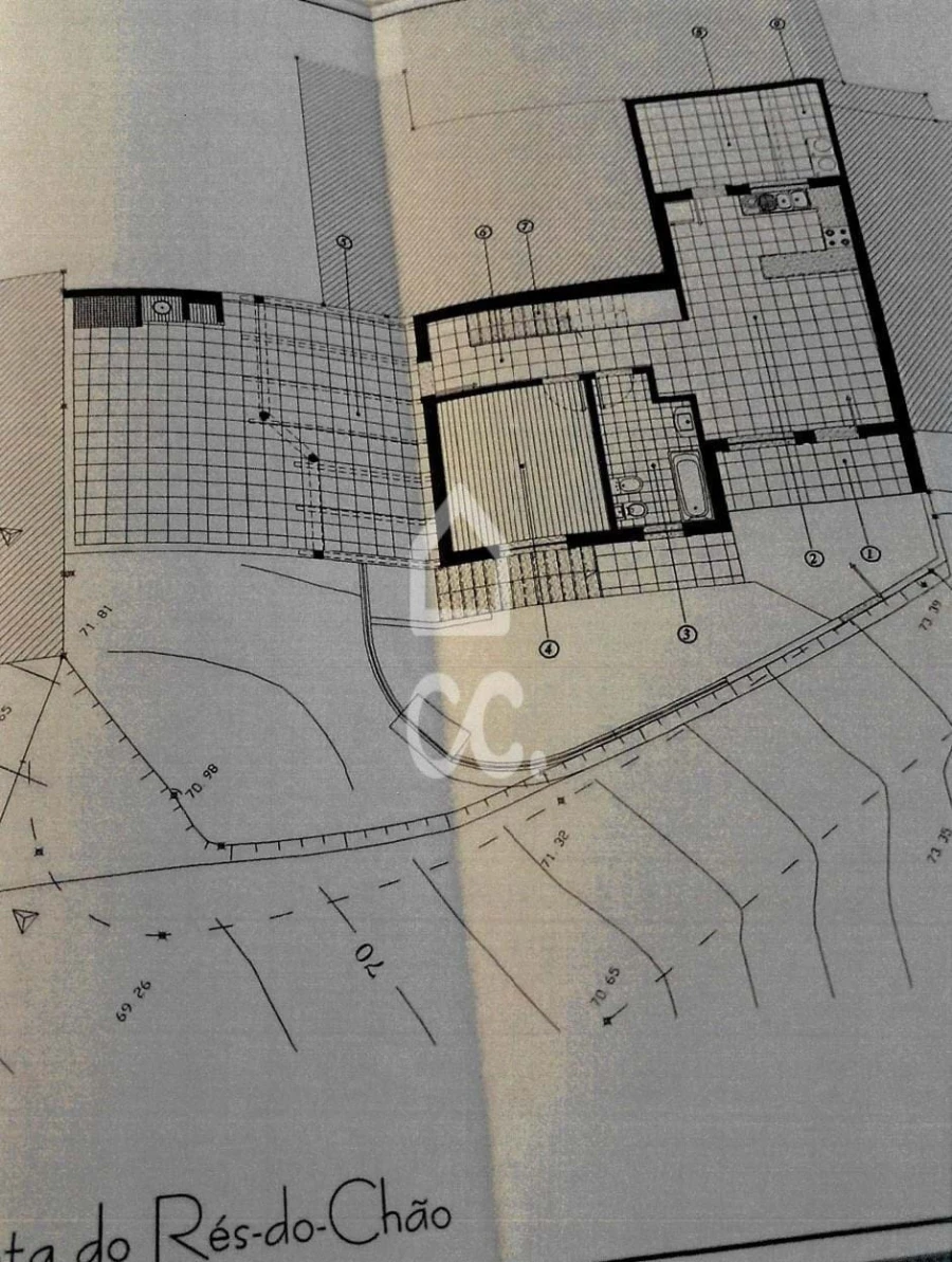 Moradia T2 para Venda em Alvorninha Foto 27