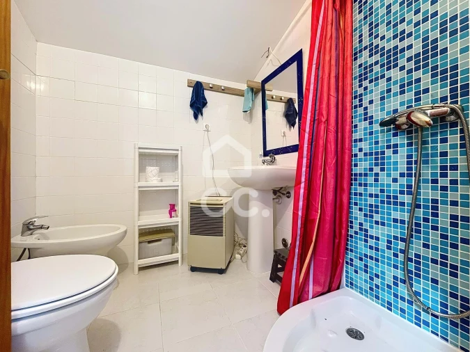 Moradia T2 para Venda em Alvorninha Foto 12