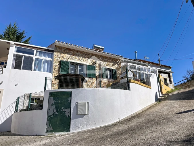 Moradia T2 para Venda em Alvorninha Foto 24