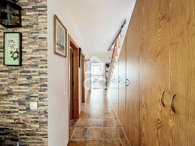 Moradia T2 para Venda em Alvorninha Foto 2