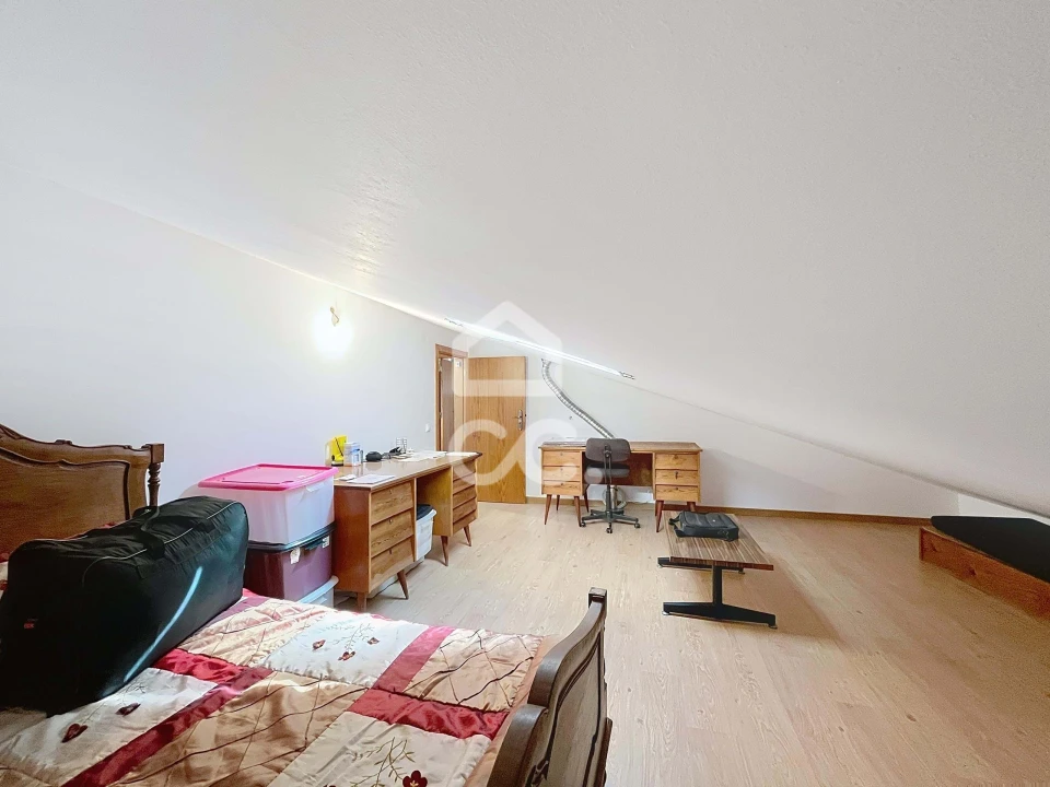 Moradia T2 para Venda em Alvorninha Foto 11