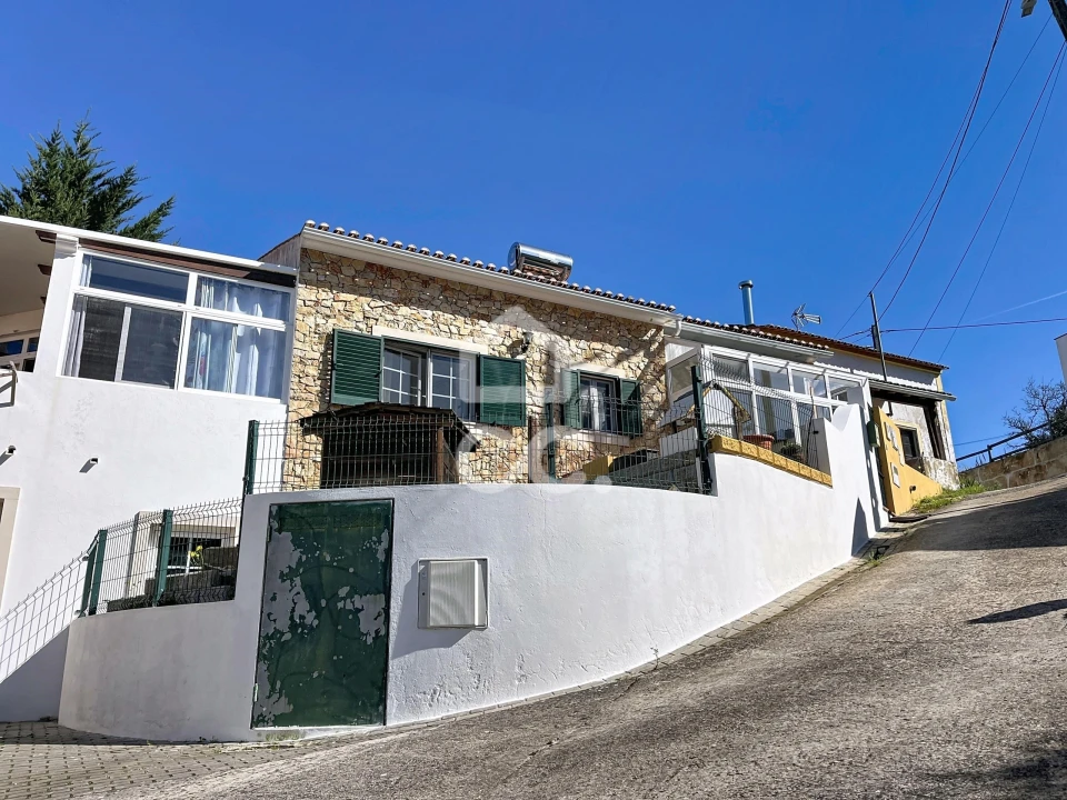 Moradia T2 para Venda em Alvorninha Foto 24