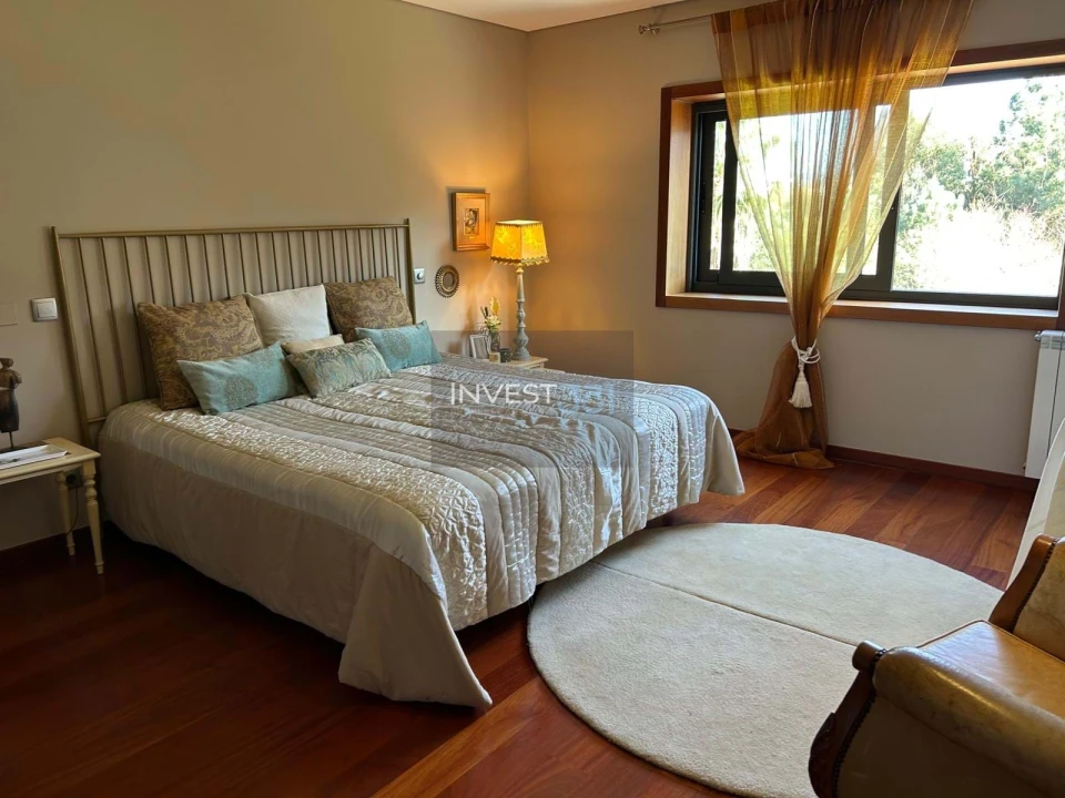 Apartamento T6 para Venda em Reboreda e Nogueira Foto 6