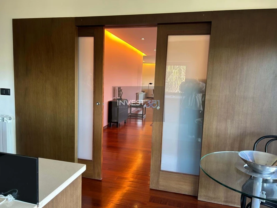 Apartamento T6 para Venda em Reboreda e Nogueira Foto 11