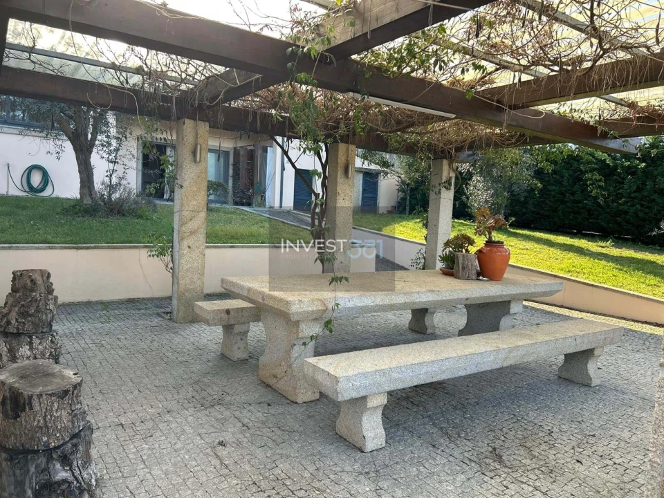 Apartamento T6 para Venda em Reboreda e Nogueira Foto 21