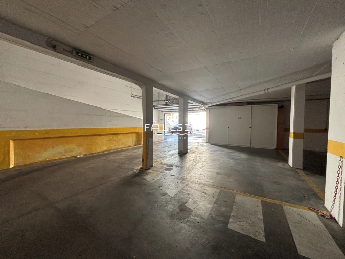 Apartamento T2 para Venda em Albufeira e Olhos de Água Foto 49