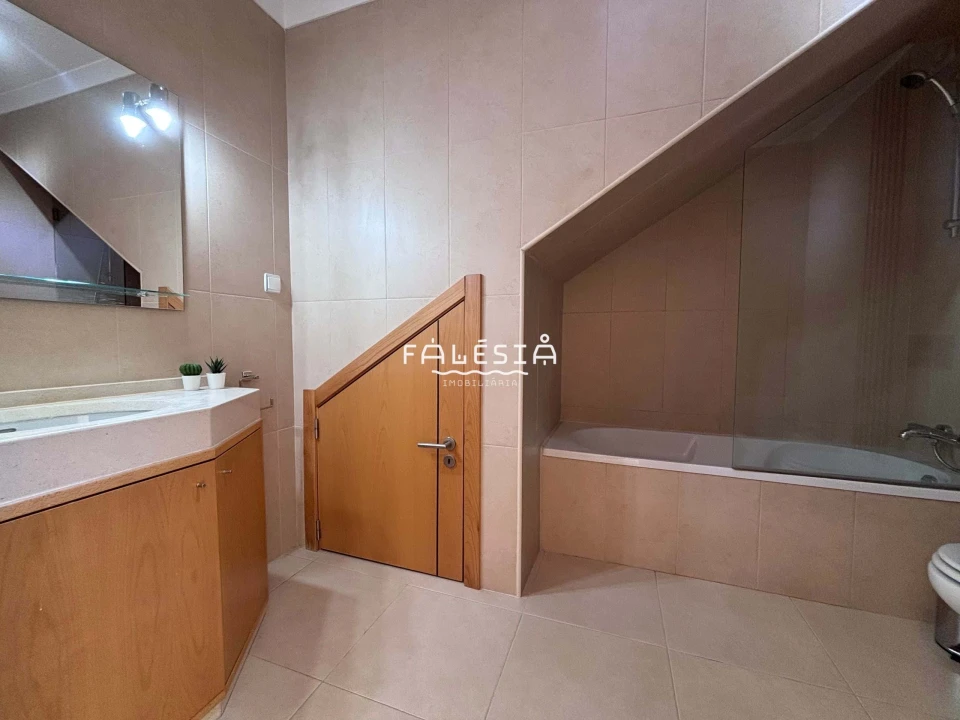 Apartamento T2 para Venda em Albufeira e Olhos de Água Foto 45