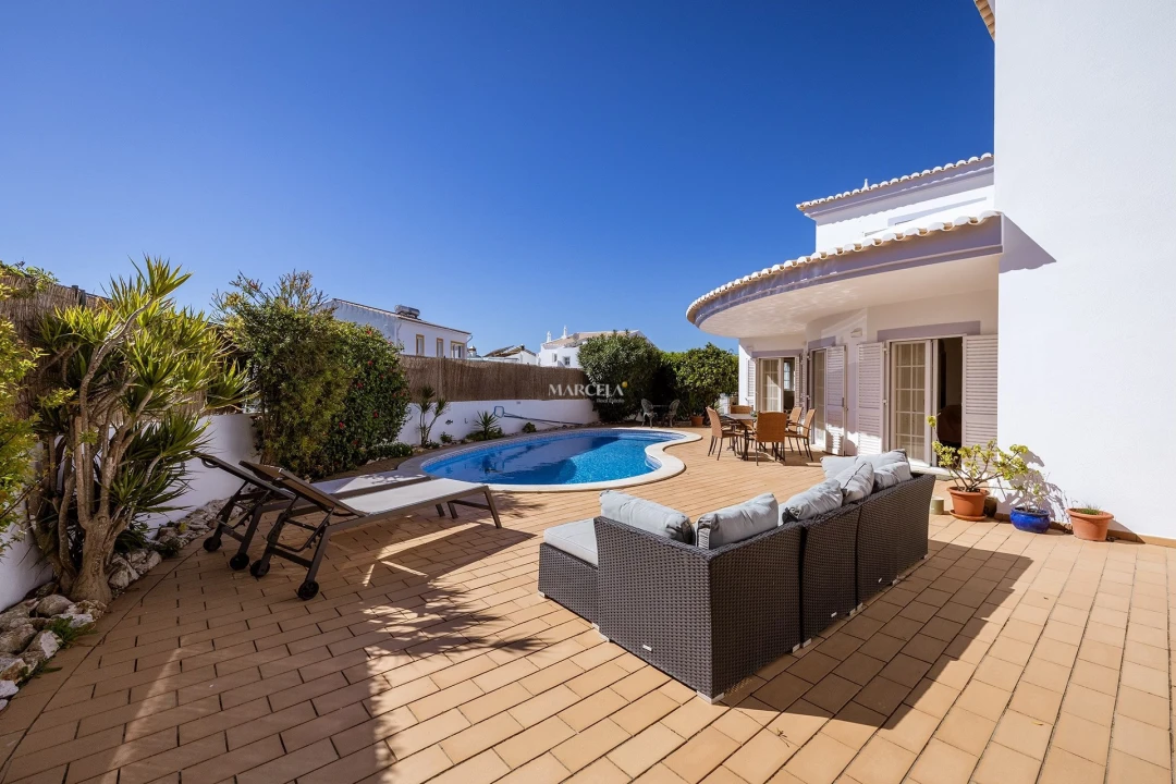 Moradia T3 para Venda em Luz Foto 2