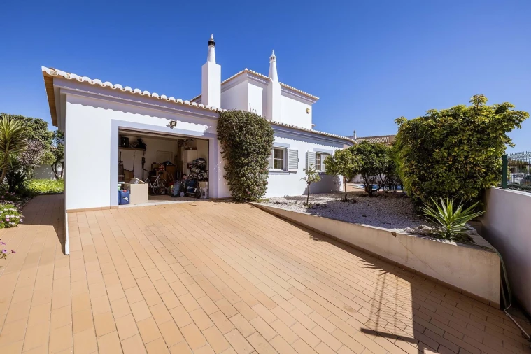 Moradia T3 para Venda em Luz Foto 34