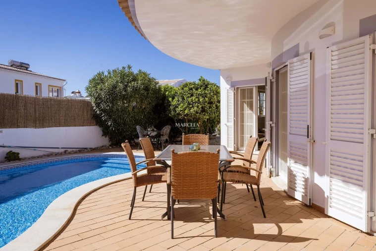 Moradia T3 para Venda em Luz Foto 10