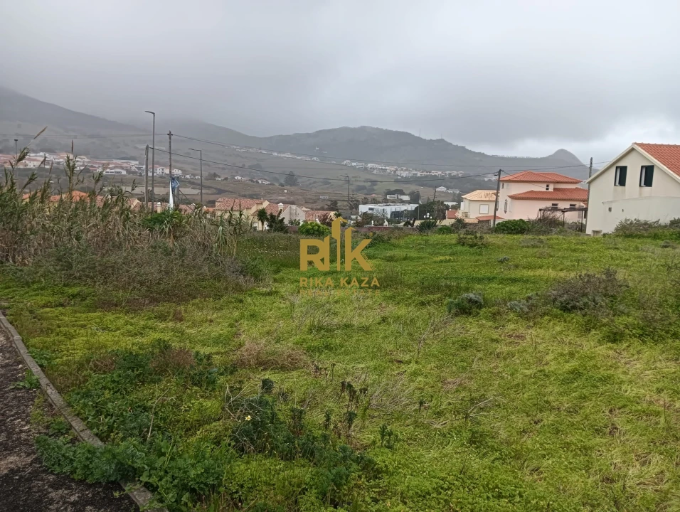 Terreno para Venda em Porto Santo Foto 1