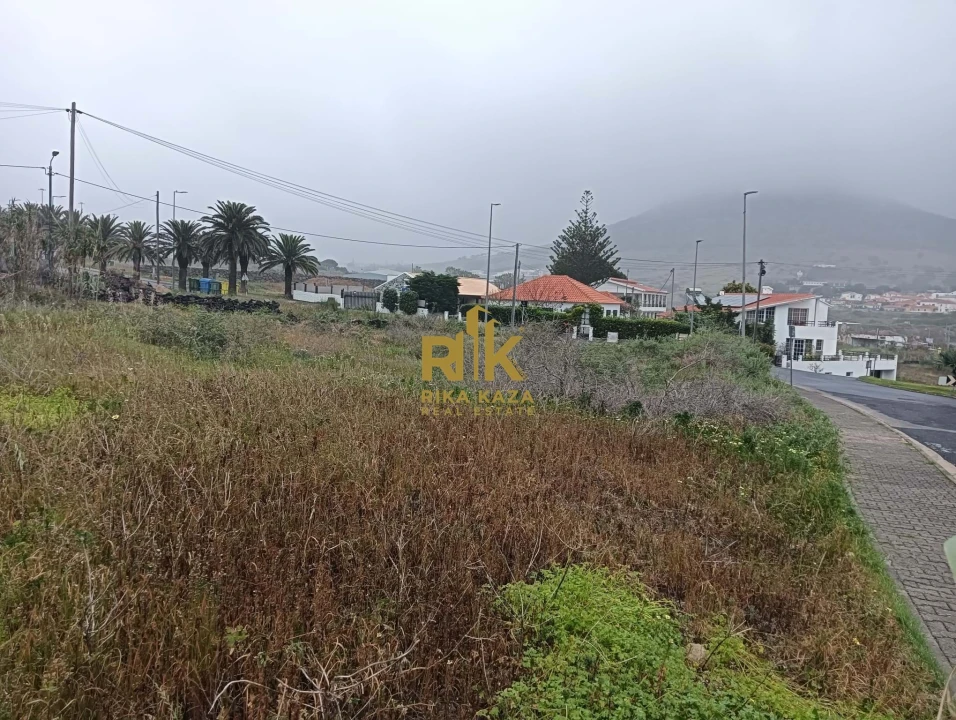 Terreno para Venda em Porto Santo Foto 1