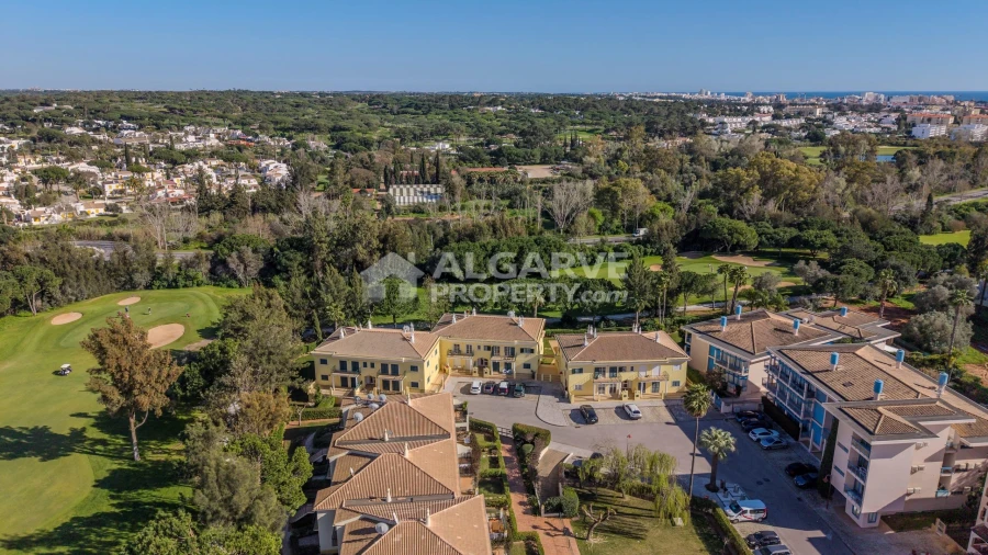 Apartamento T3 para Venda em Quarteira Foto 23