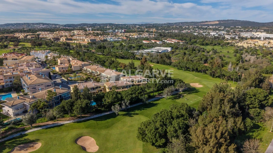 Apartamento T3 para Venda em Quarteira Foto 26