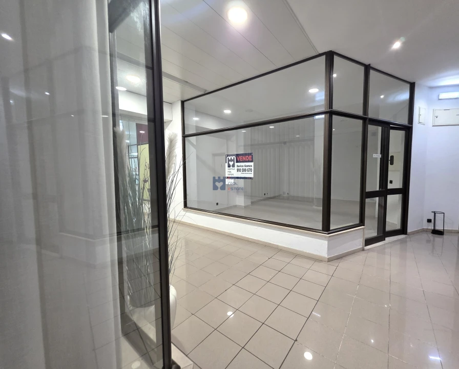 Negócio para Arrendamento em Fatima Foto 7