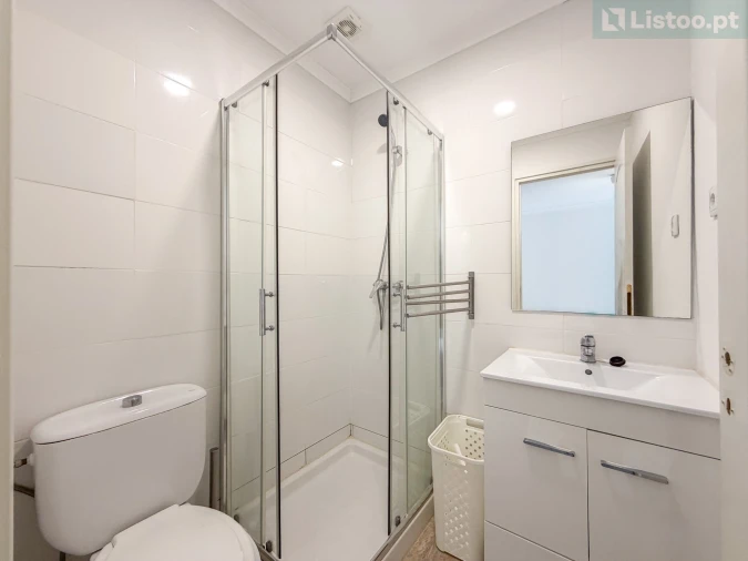 Apartamento T4 para Venda em Areeiro Foto 24