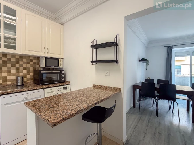 Apartamento T4 para Venda em Areeiro Foto 9