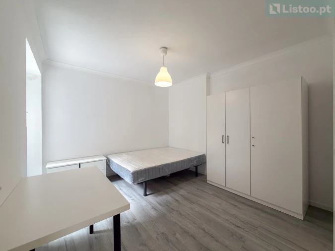 Apartamento T4 para Venda em Areeiro Foto 22