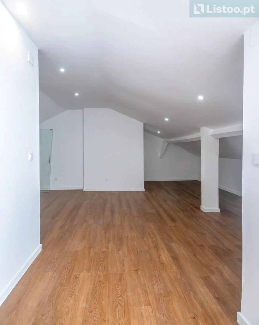 Apartamento T3 para Venda em Alcabideche Foto 30