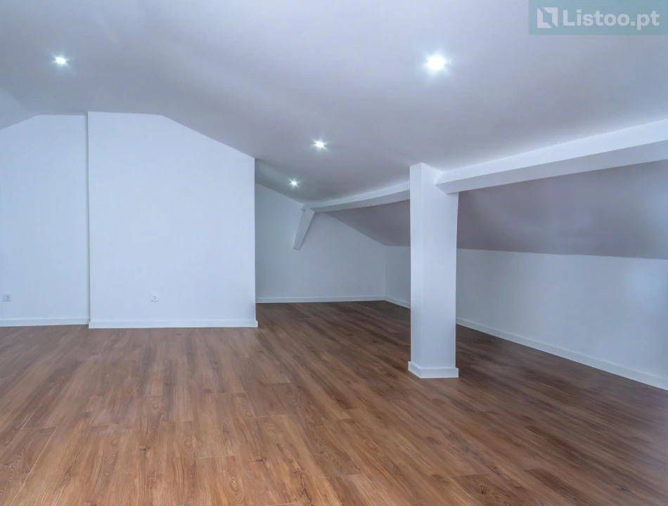 Apartamento T3 para Venda em Alcabideche Foto 29