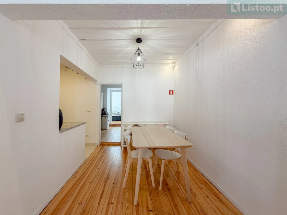 Apartamento T1 para Venda em Misericórdia Foto 11