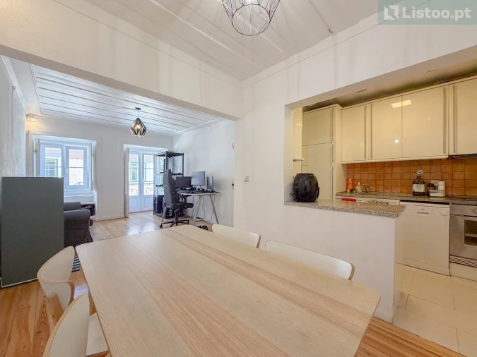 Apartamento T1 para Venda em Misericórdia Foto 5