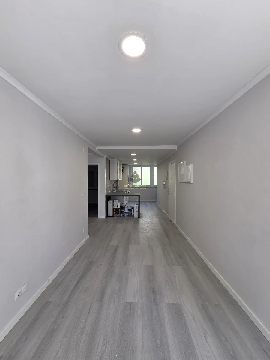 Apartamento T2 para Venda em Benfica Foto 6