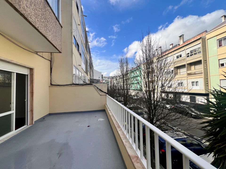 Apartamento T2 para Arrendamento em São Domingos de Benfica Foto 22