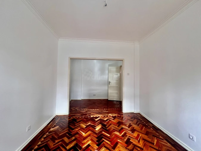 Apartamento T2 para Arrendamento em São Domingos de Benfica Foto 16