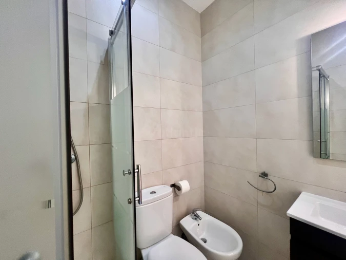 Apartamento T2 para Arrendamento em São Domingos de Benfica Foto 20