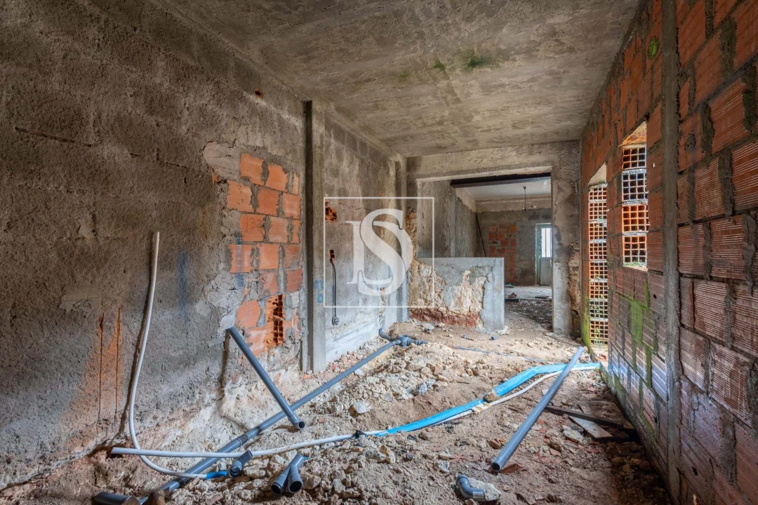 Moradia T3 para Venda em Azoia de Cima e Tremês Foto 15