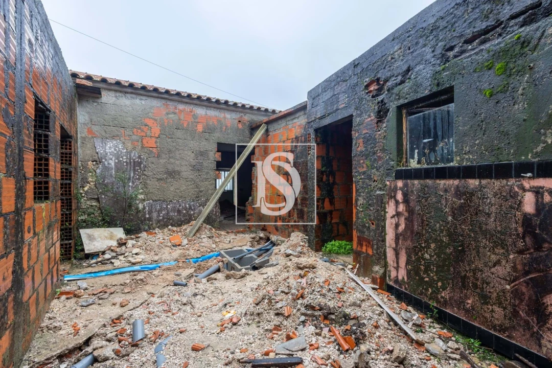 Moradia T3 para Venda em Azoia de Cima e Tremês Foto 22