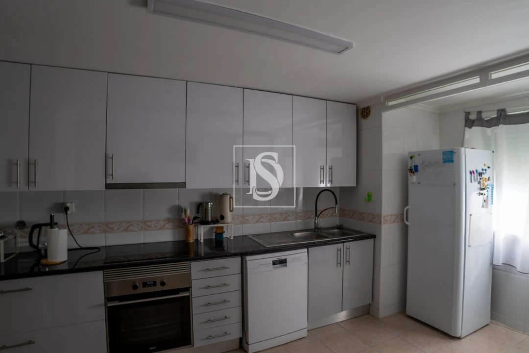 Apartamento T4 para Venda em Alhos Vedros Foto 16