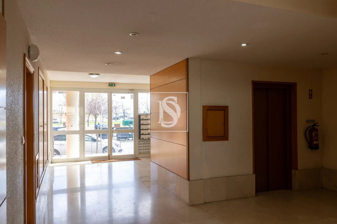 Apartamento T4 para Venda em Alhos Vedros Foto 38