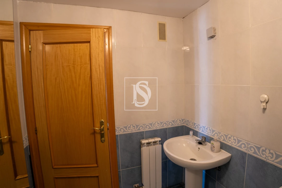 Apartamento T4 para Venda em Alhos Vedros Foto 22