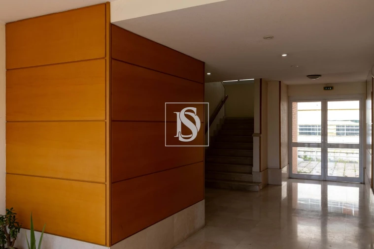 Apartamento T4 para Venda em Alhos Vedros Foto 39