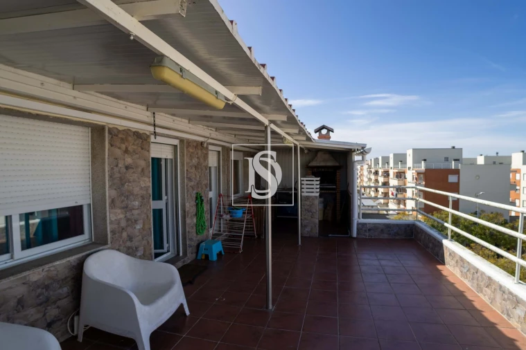 Apartamento T4 para Venda em Alhos Vedros Foto 28