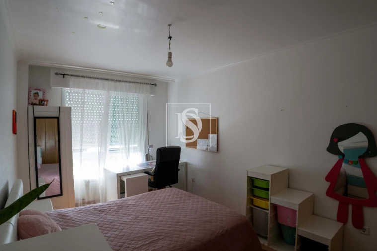 Apartamento T4 para Venda em Alhos Vedros Foto 6