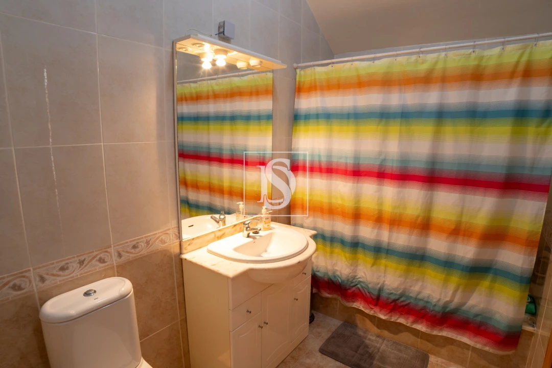 Apartamento T4 para Venda em Alhos Vedros Foto 24