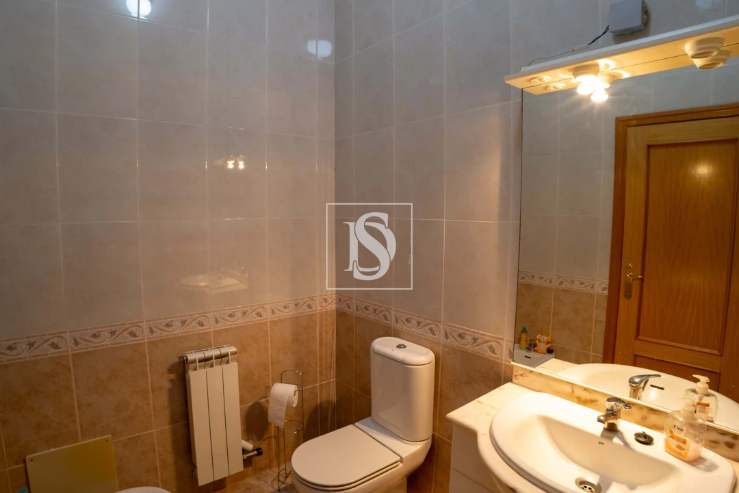 Apartamento T4 para Venda em Alhos Vedros Foto 23